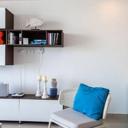 Spectacular 2 Bedroom - 14th Floor Morros *