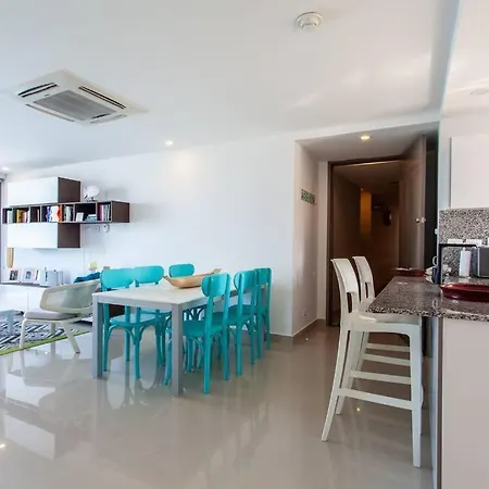 Spectacular 2 Bedroom - 14th Floor Morros *